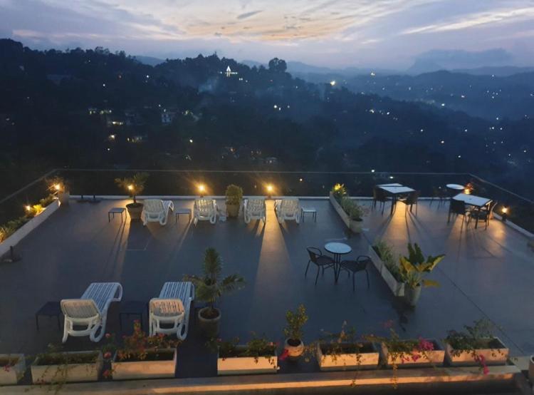 390 Villa Vista Kandy Exteriör bild